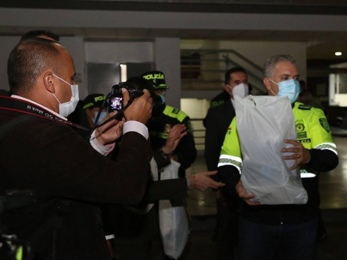 Iván Duque: Para mí es un honor ser el comandante supremo de la Policía