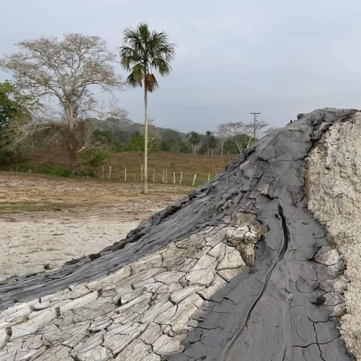 Siete municipios de Córdoba tendrán vigilancia especial tras erupción de volcán de lodo en Antioquia