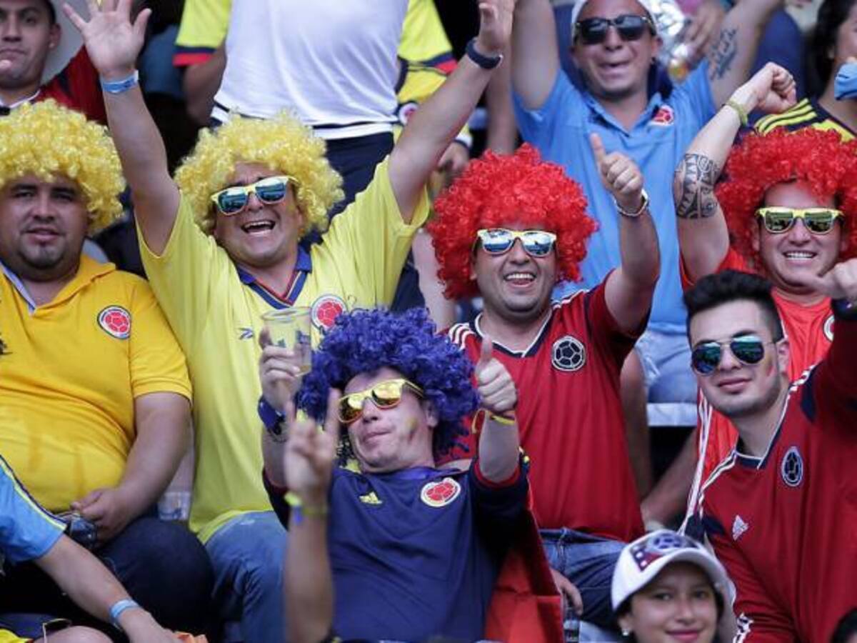 Tarde lluviosa en Barranquilla para el partido Colombia - Paraguay
