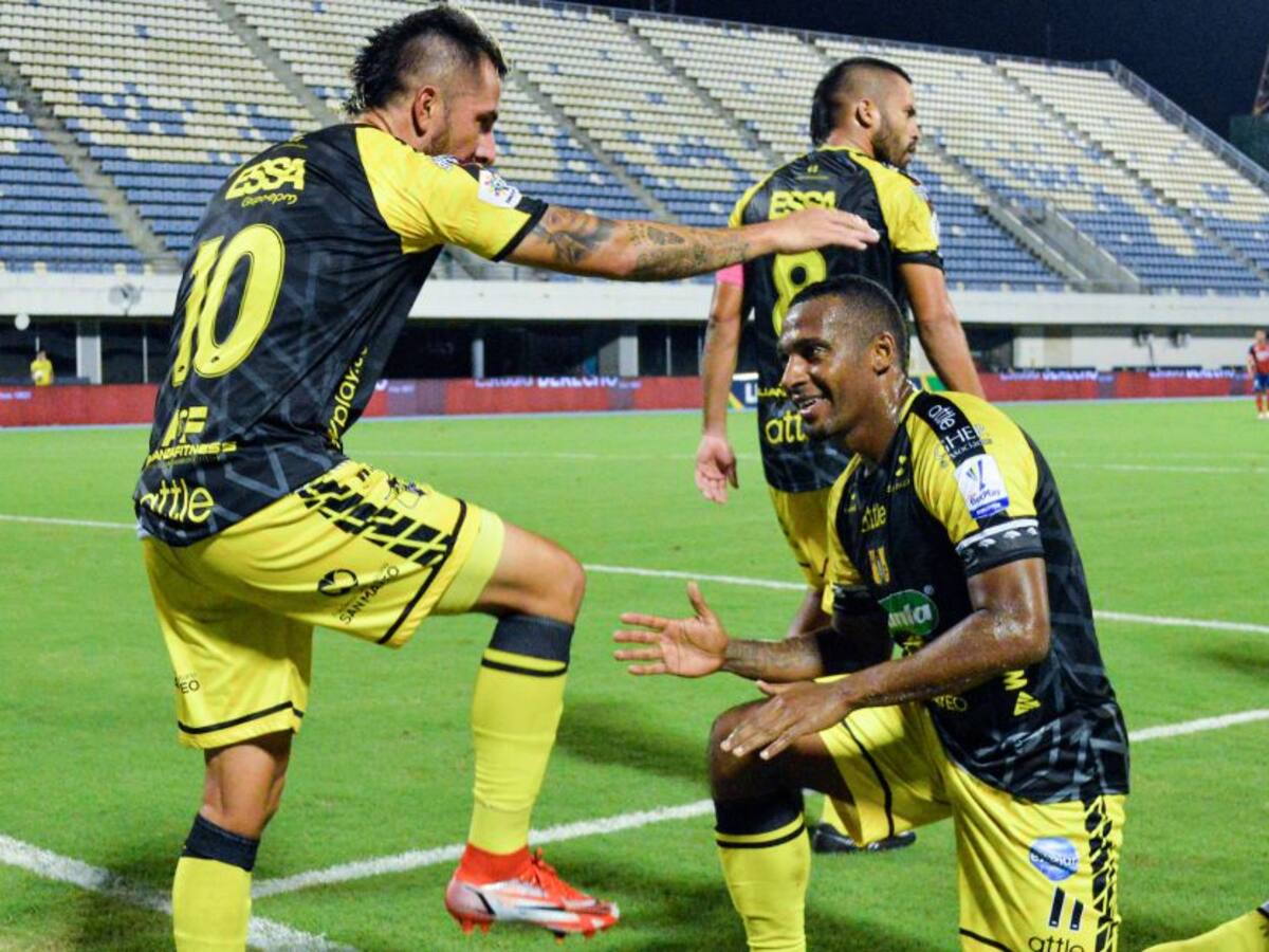 Alianza Petrolera golea y se consolida entre los ocho; Medellín se aleja