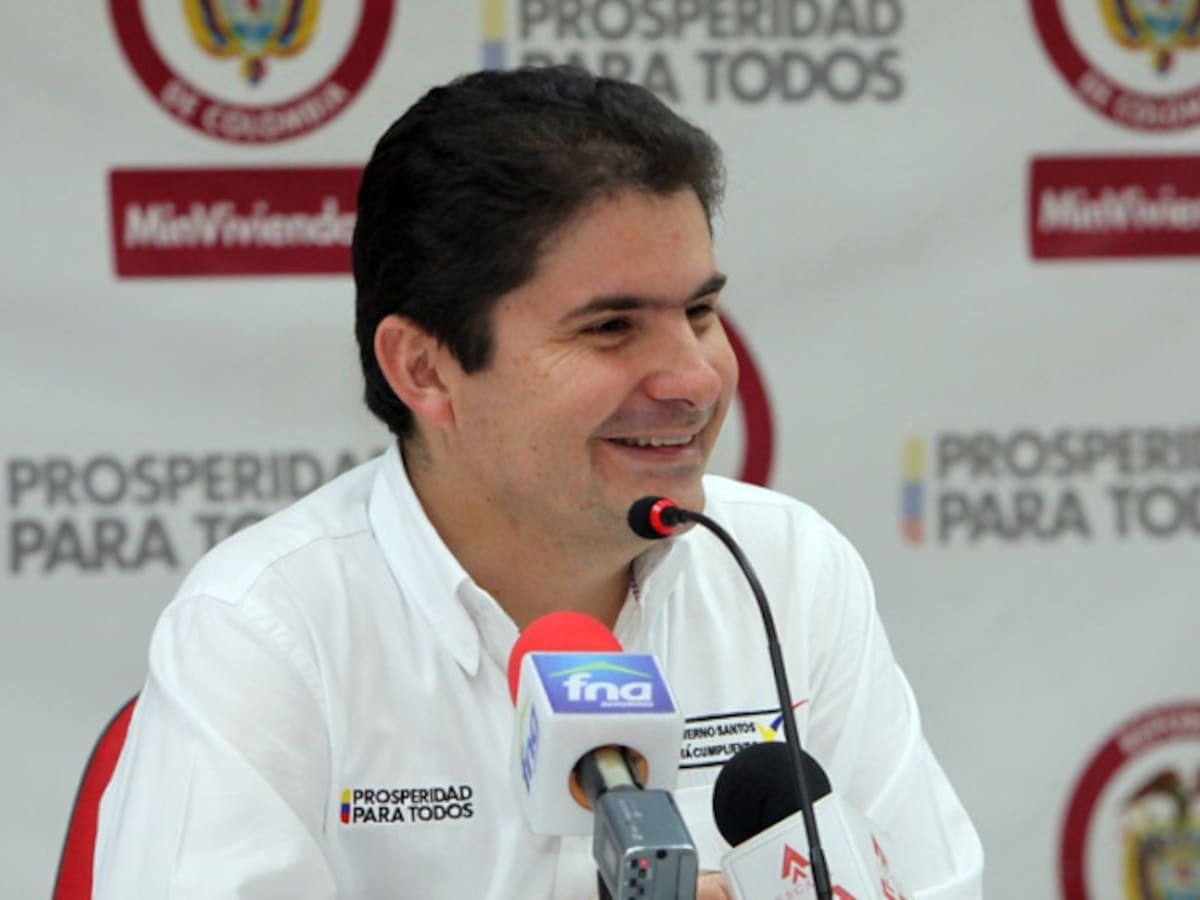 Gobierno destina $2 billones para proceso de titulación