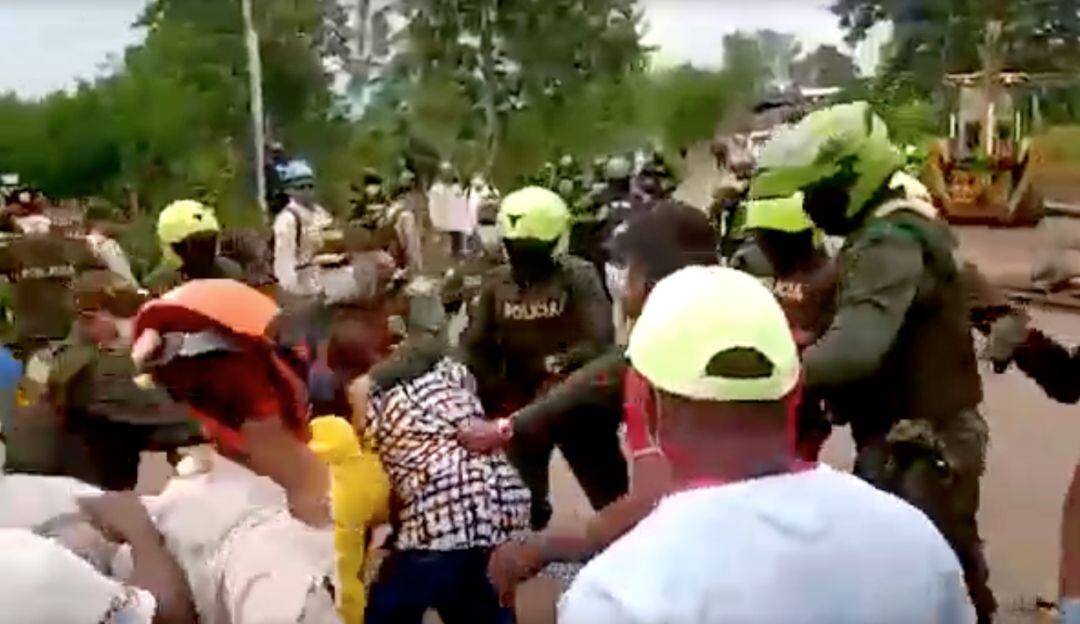 Mujer denuncia que fue víctima de abuso de autoridad por la Policía en Córdoba