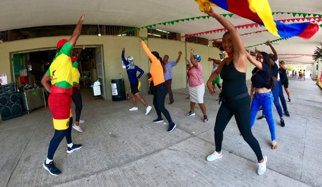 El evento contó con la presencia de habitantes del sector, comerciantes y visitantes