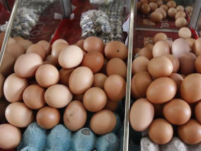Hasta 5.000 huevos diarios vende un distribuidor en Pereira
