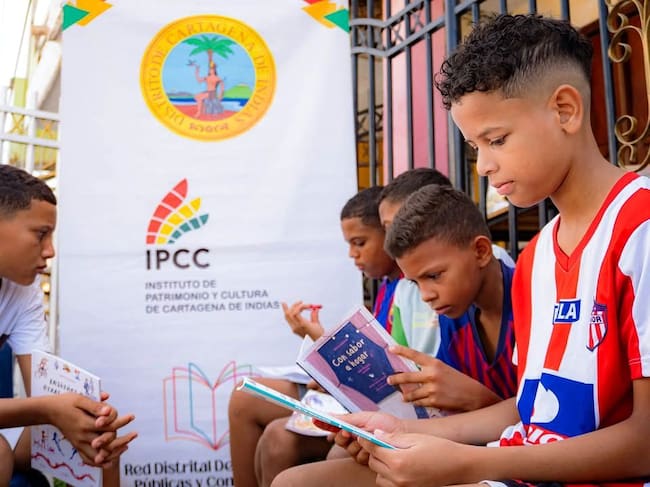 Las letras y el sabor local se unen en la II edición del Sancocho Literario de Cartagena