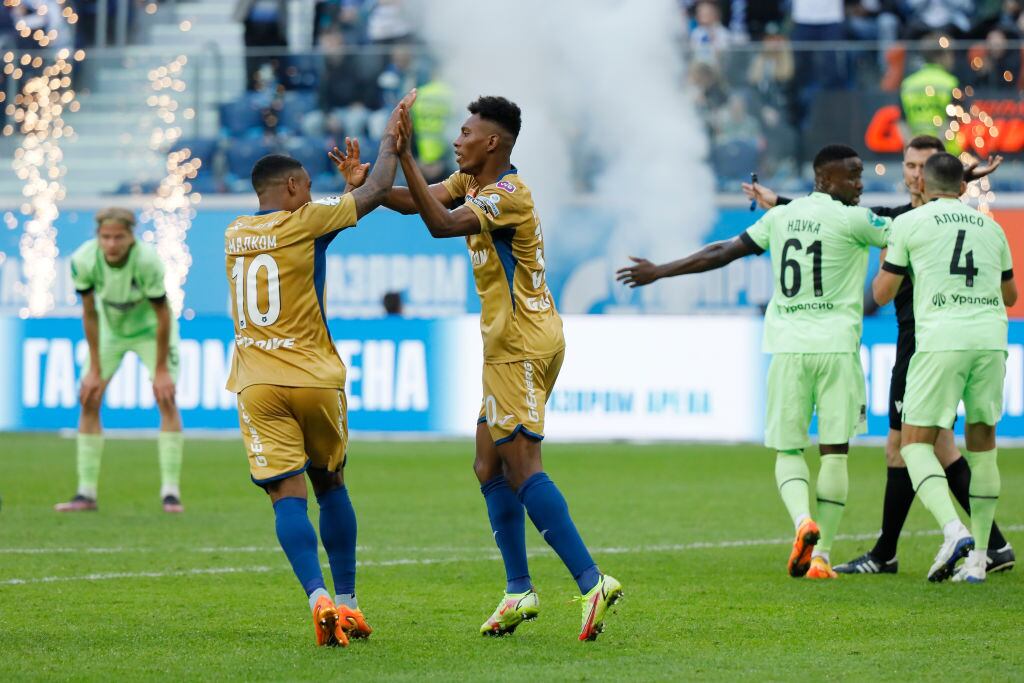 Mateo Cassierra celebra su gol ante Krasnodar (Getty Images)
