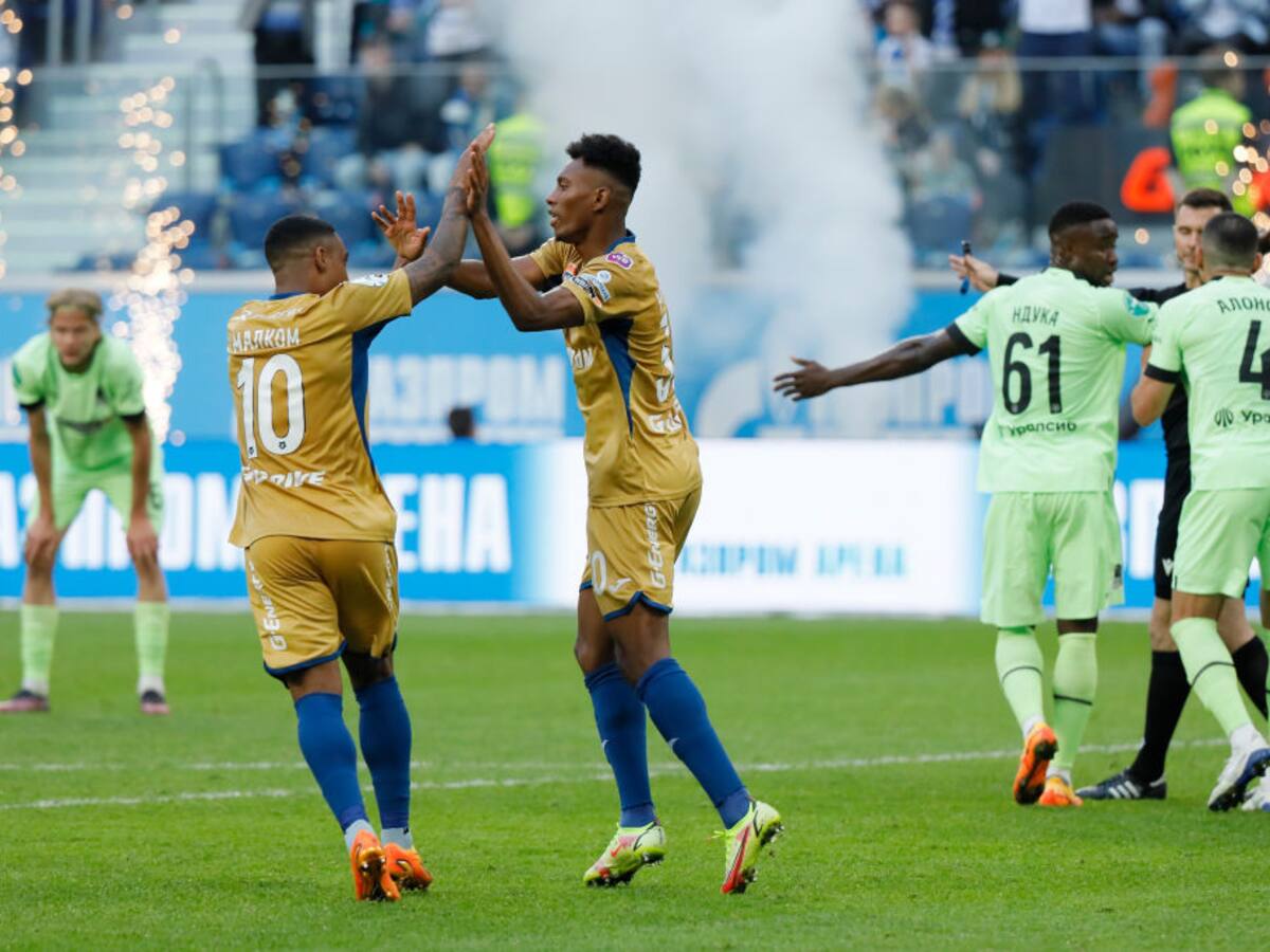 Mateo Casierra anota y festeja el título de Zenit
