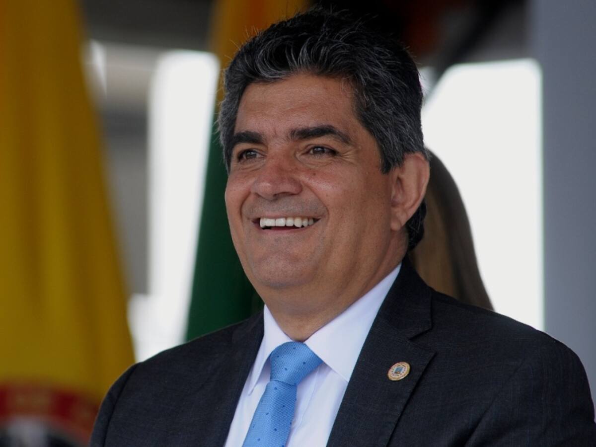 El padre Carlos Eduardo Osorio recupera la esperanza y la gobernabilidad