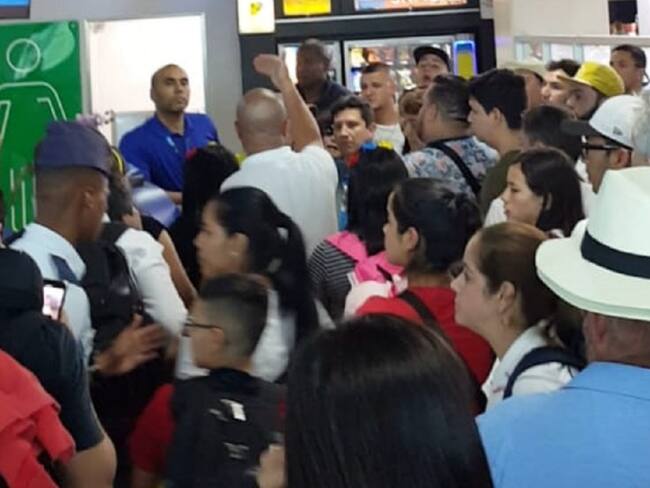 Colombianos varados en Panamá ya están en Salvador Bahía