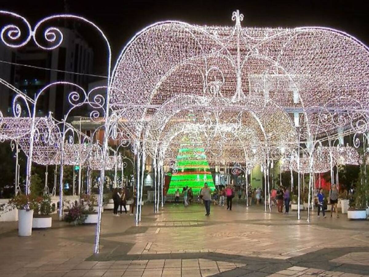 Con el alumbrado Cali brilla a Ritmo de Navidad