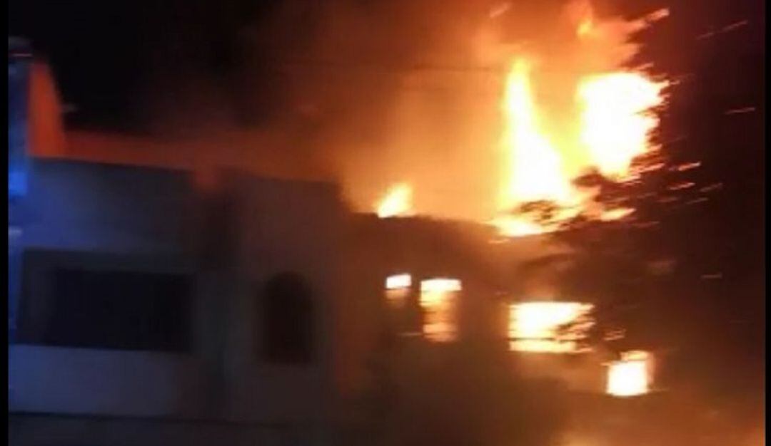 Incendio estructural al sur de Cali