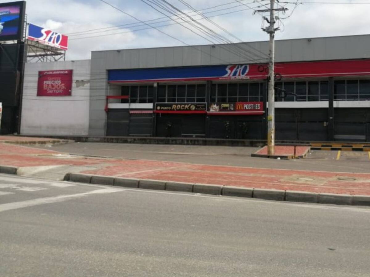 Día sin IVA con 'toque de queda' en Barranquilla