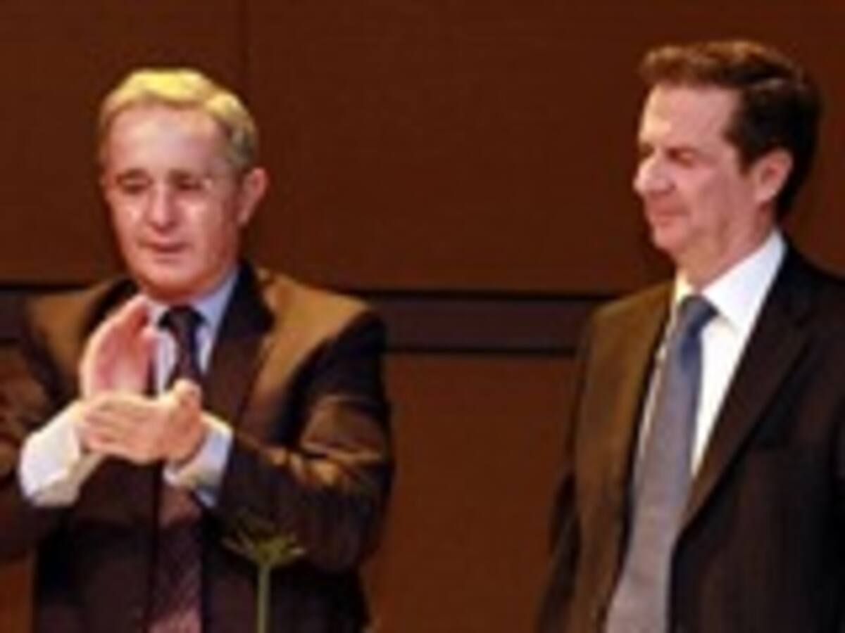 Anoche se oficializó una campaña a la Presidencia pero aún no se sabe quién es el candidato: Federico Renjifo