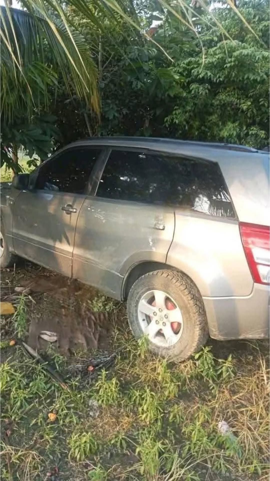 Vehículo en el que se movilizaban los dos hombres secuestrados en el Catatumbo / Foto: Cortesía