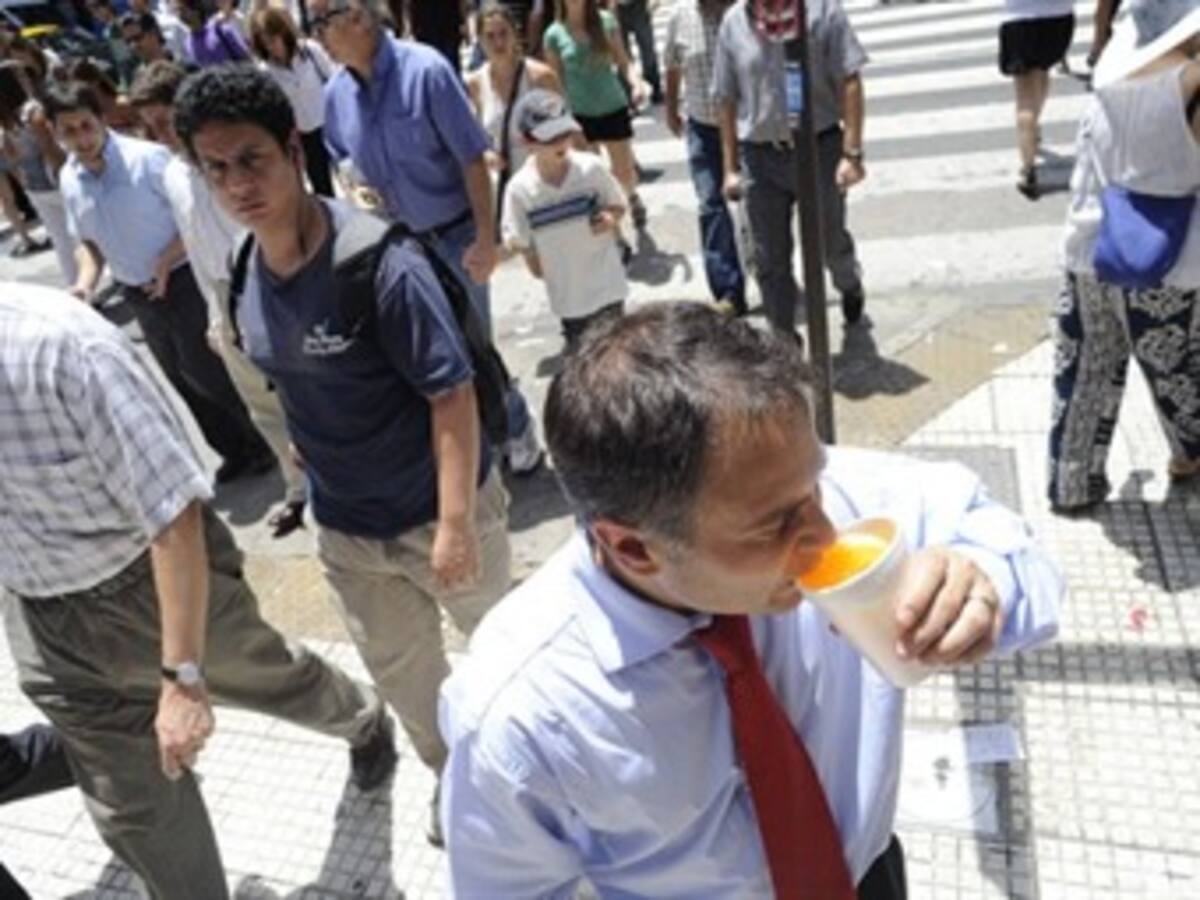 Buenos Aires arde con ola de calor, cortes de energía y falta de combustible
