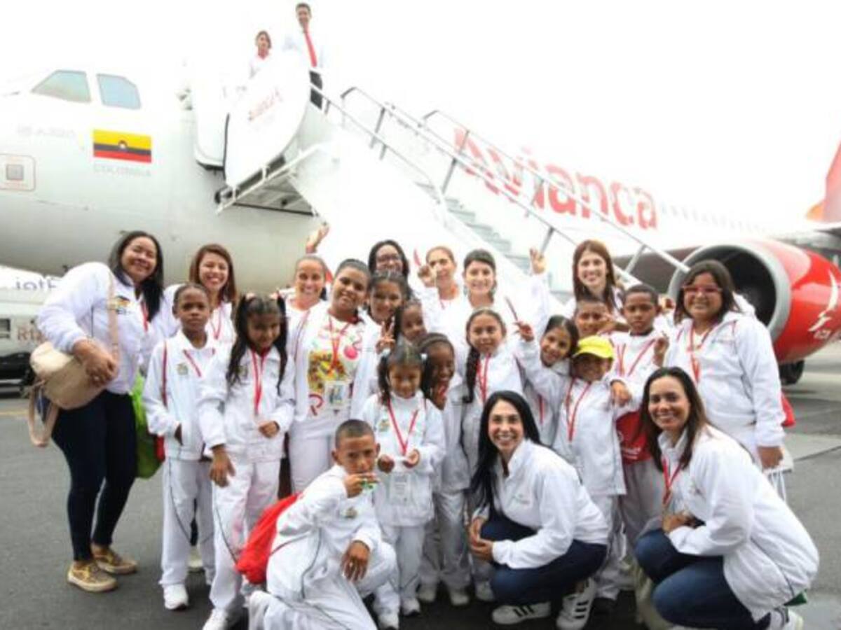 15 niños bolivarenses visitan el Parque del Café en el Eje Cafetero