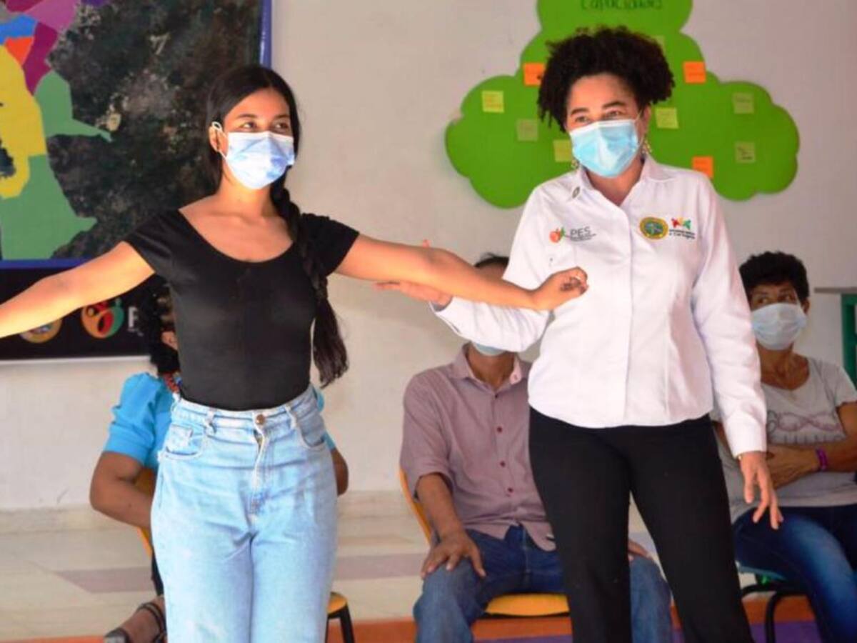 Convenio para prevenir violencia de género en familias de pobreza extrema