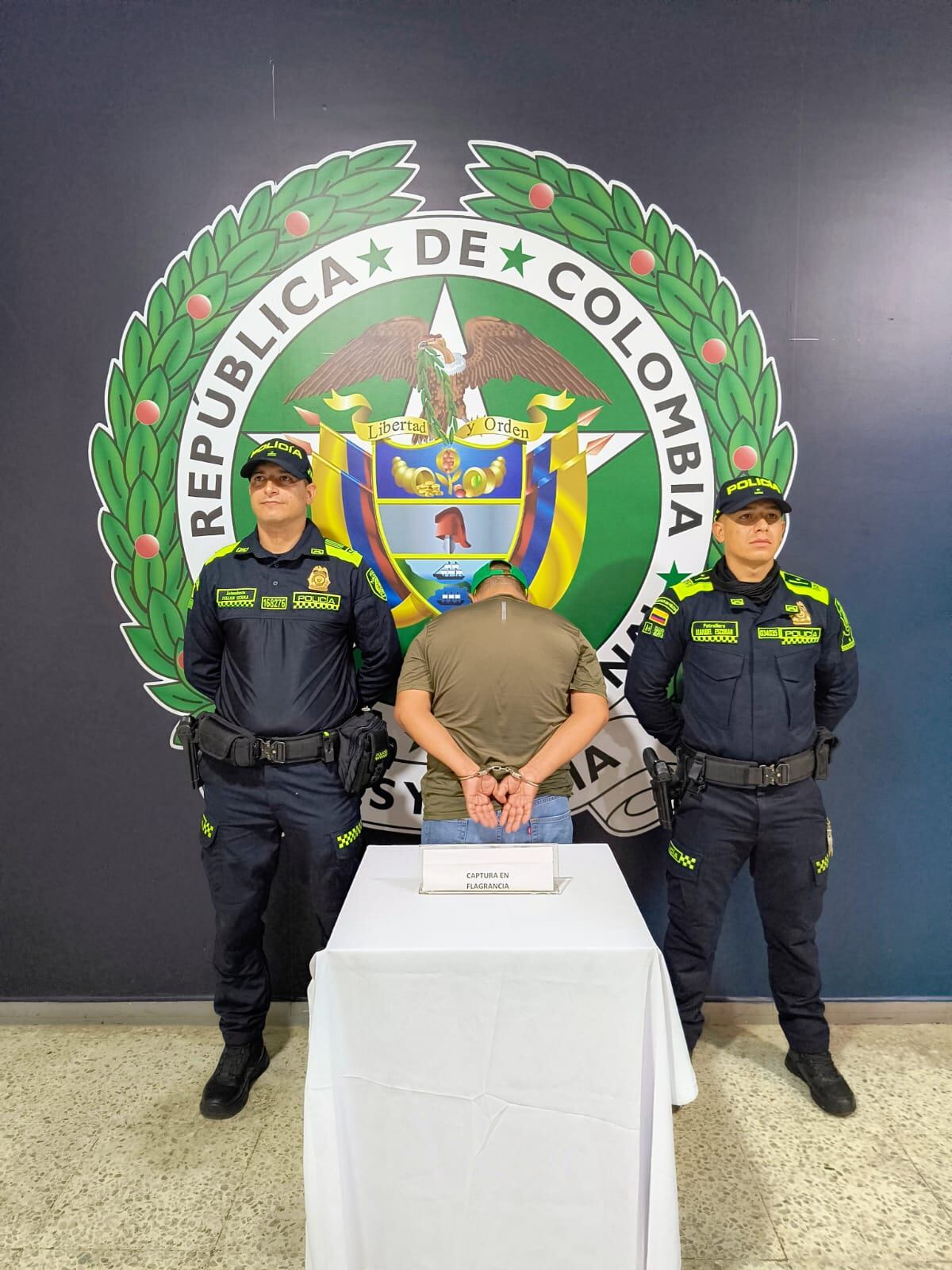 Adulto de 54 años capturado tras ser encontrado con una menor de edad en un motel de Cali