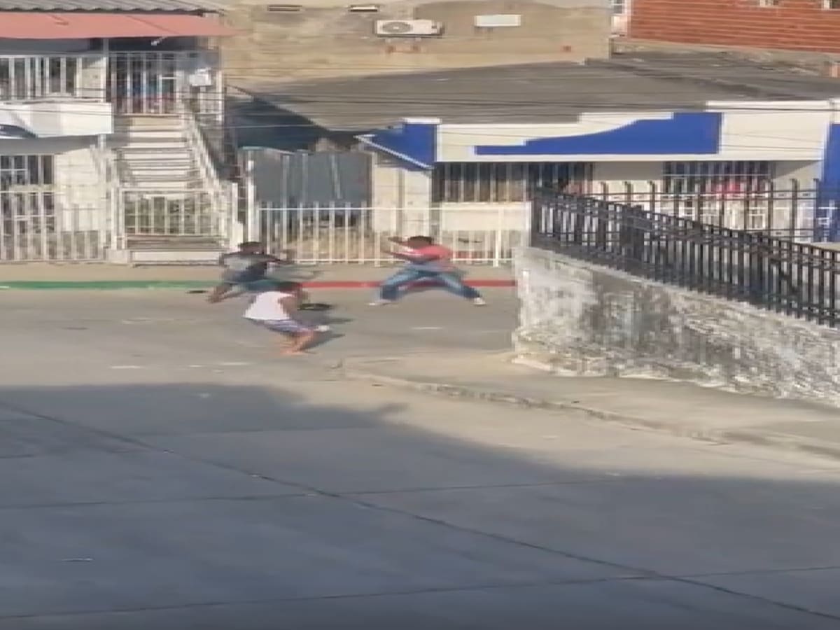 Dos capturados por violenta pelea en el barrio La Campiña: hay un herido grave