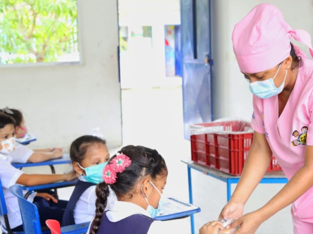 Reinició operación del PAE en Cartagena después de tres meses