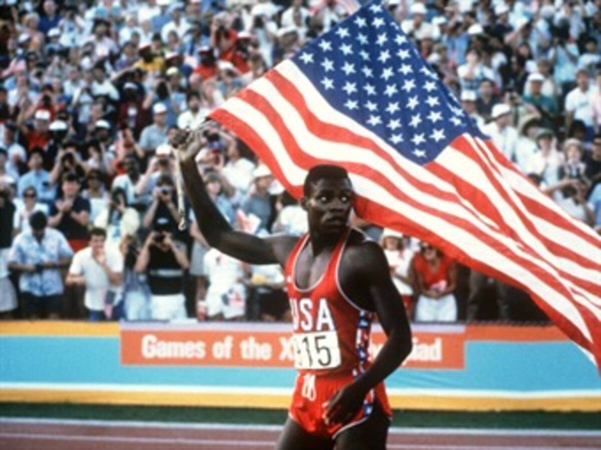 EFEMÉRIDE 1 DE JULIO DE 1961/ Nace el ex atleta estadounidense Carl Lewis