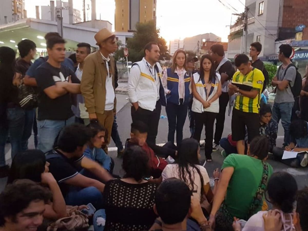 Se levantó toma a estación de Metrolínea en la UIS