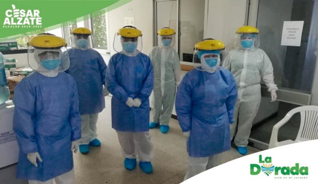 Equipo que realizó las muestras al personas del hospital