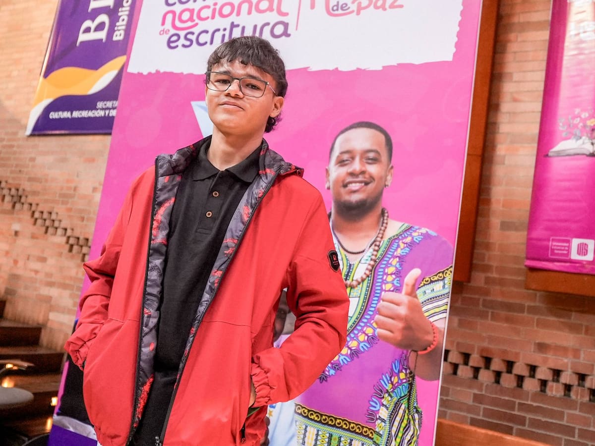 Estudiante de Cartagena es premiado por el Ministerio de Educación en concurso de escritura