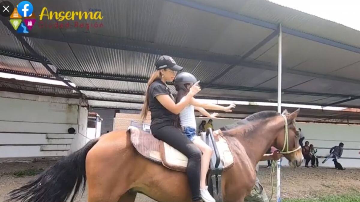 Con equinoterapia buscan mejorar las condiciones de los menores en Anserma