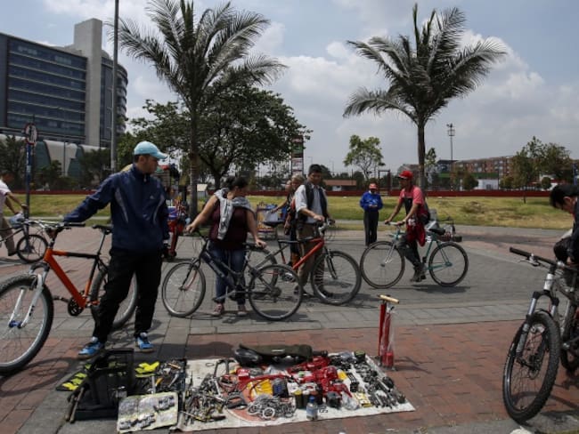 Uso de máscara para ciclista en Bogotá debería ser obligatorio: EAN
