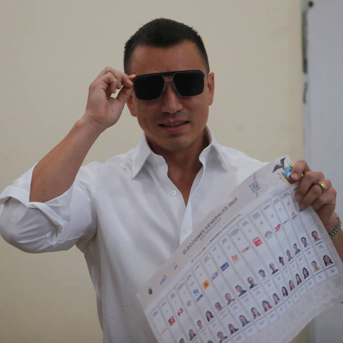 Ecuador: presidente denuncia irregularidades en escrutinio electoral