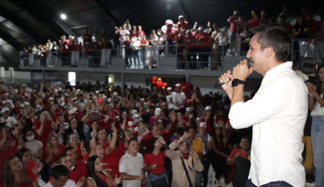 Electo senador Juan Pablo Gallo Maya