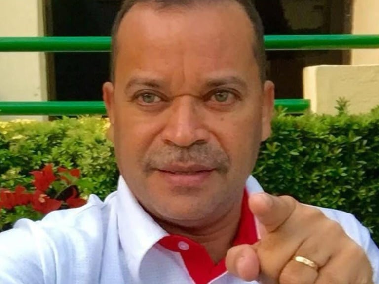 El Fallecido Edgardo Monterrosa, cantante de Karisma Celestial e hincha fiel de Real Cartagena (Foto vía Cortesía)