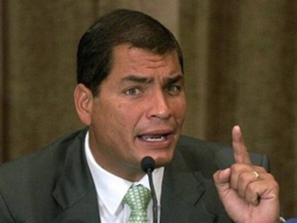 Si es cierto el espionaje, volvería a romper relación con Colombia: Correa