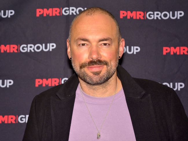 MEXICO CITY, MEXICO - SEPTEMBER 07: Colombian singer and songwriter Santiago Cruz poses during a photo shoot at Hotel NH Collection on September 7, 2021 in Mexico City, Mexico. (Photo by Medios y Media/Getty Images)