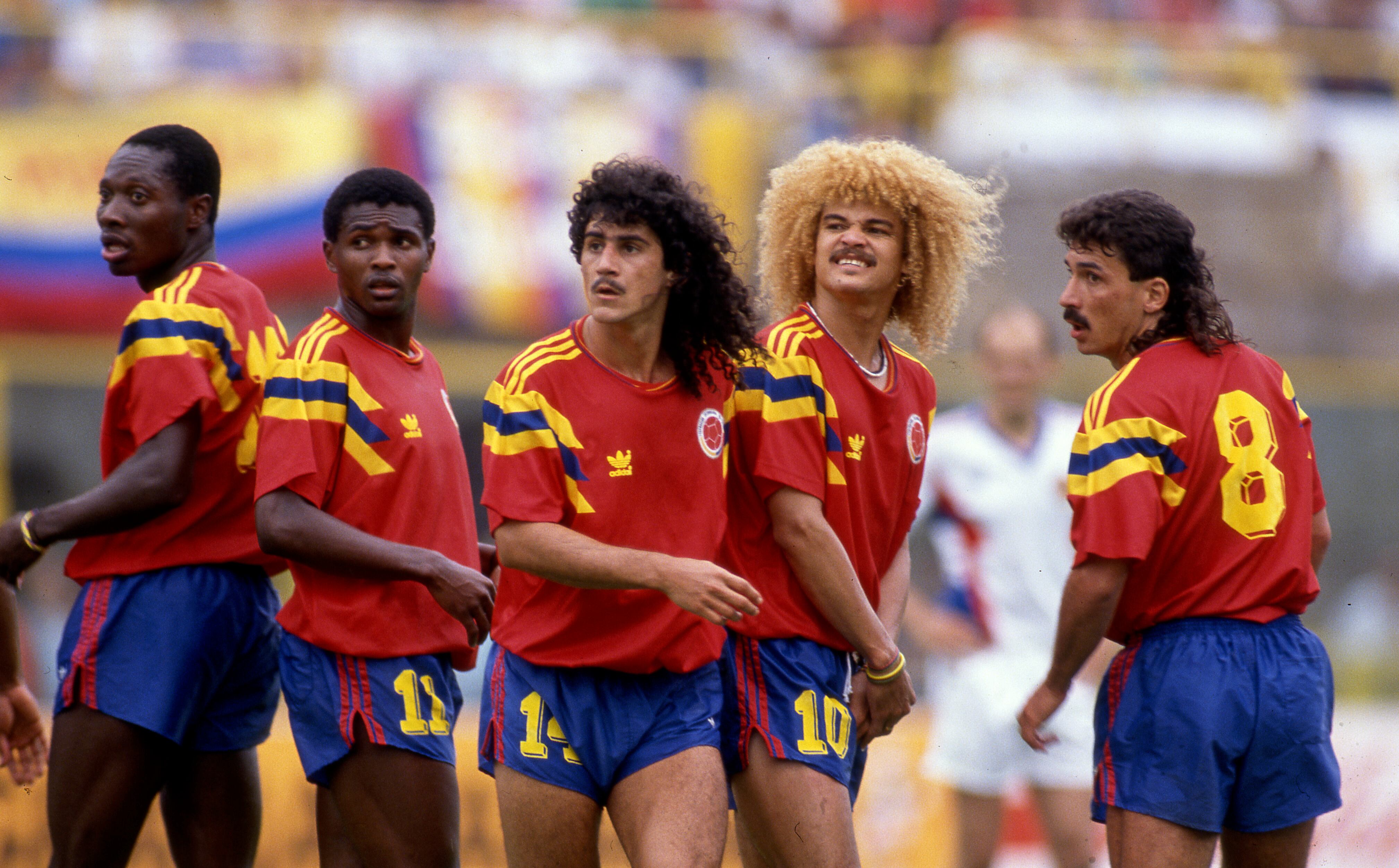 14 June 1990 FIFA World Cup - Yugoslavia v Colombia, Colombian defensive wall (l to r) Freddy Rincon, Bernardo Redin, Leonel Alvarez, Carlos Valderrama and Gabriel Gomez. (Photo by Mark Leech/Getty Images)