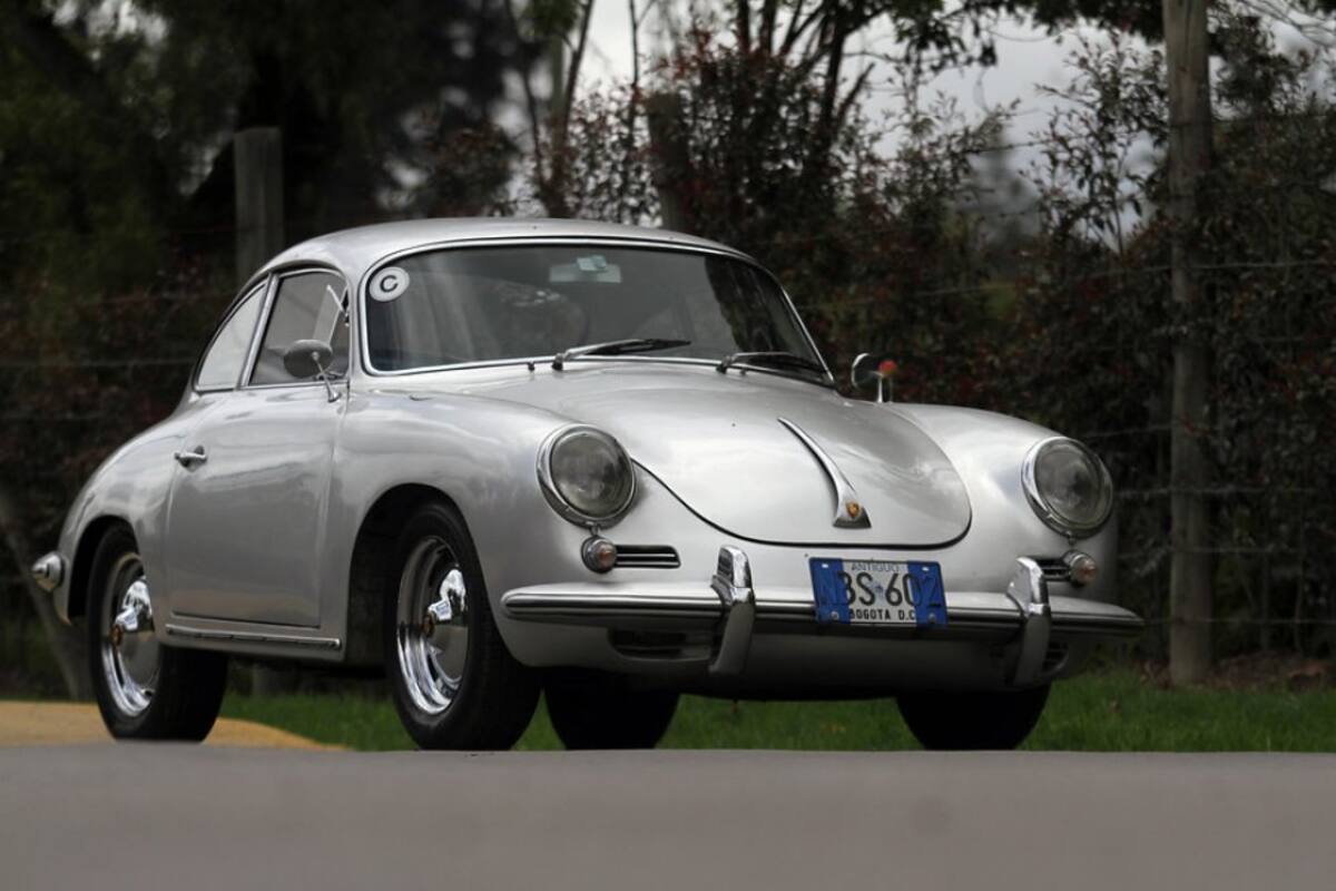 Este carro dio inicio a la historia a una de las marcas deportivas más importantes del mundo.