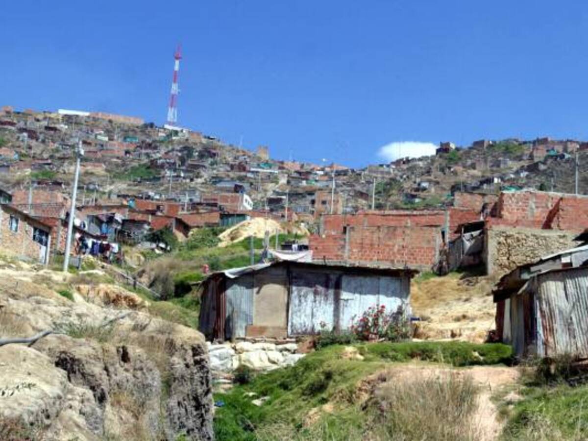 Pobreza habría aumentado en cinco localidades durante administración Petro
