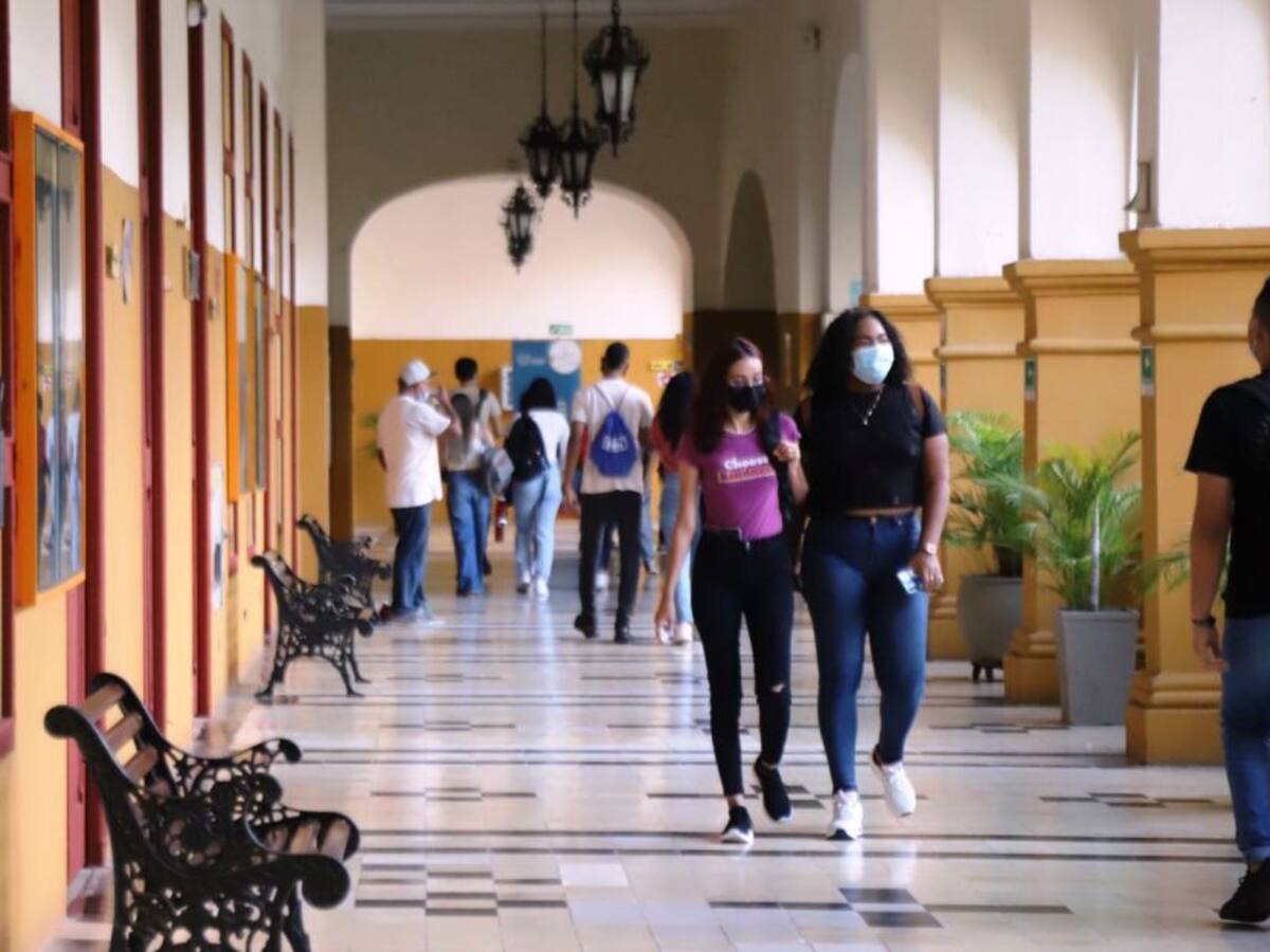 Regresaron los estudiantes a sedes de la Universidad de Cartagena