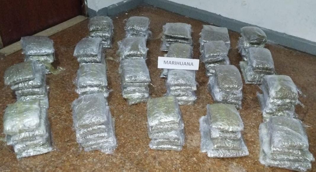 En planes de registro y control que adelanta la Policía Nacional y el Ejército sobre las vías del Huila.