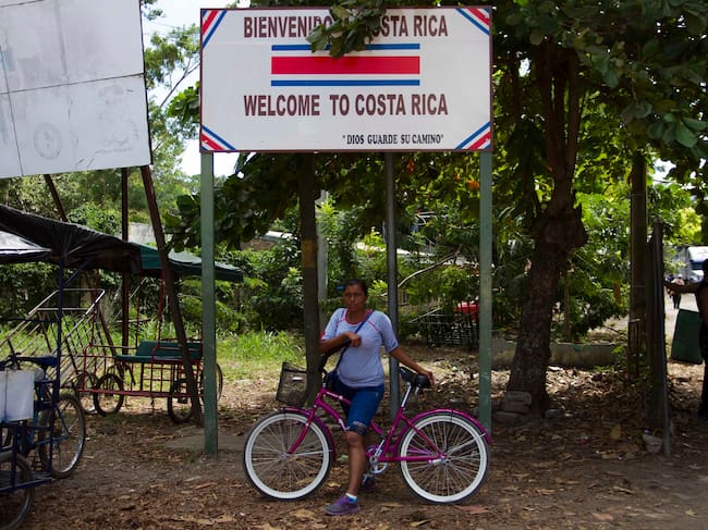 La Dirección General de Migración y Extranjería de Costa Rica confirmó que se otorgará una categoría migratoria especial a quienes hicieron solicitudes de refugio entre el 1 de junio de 2014 y el 7 de mayo de 2026.
(Foto: NurPhoto/NurPhoto via Getty Images)