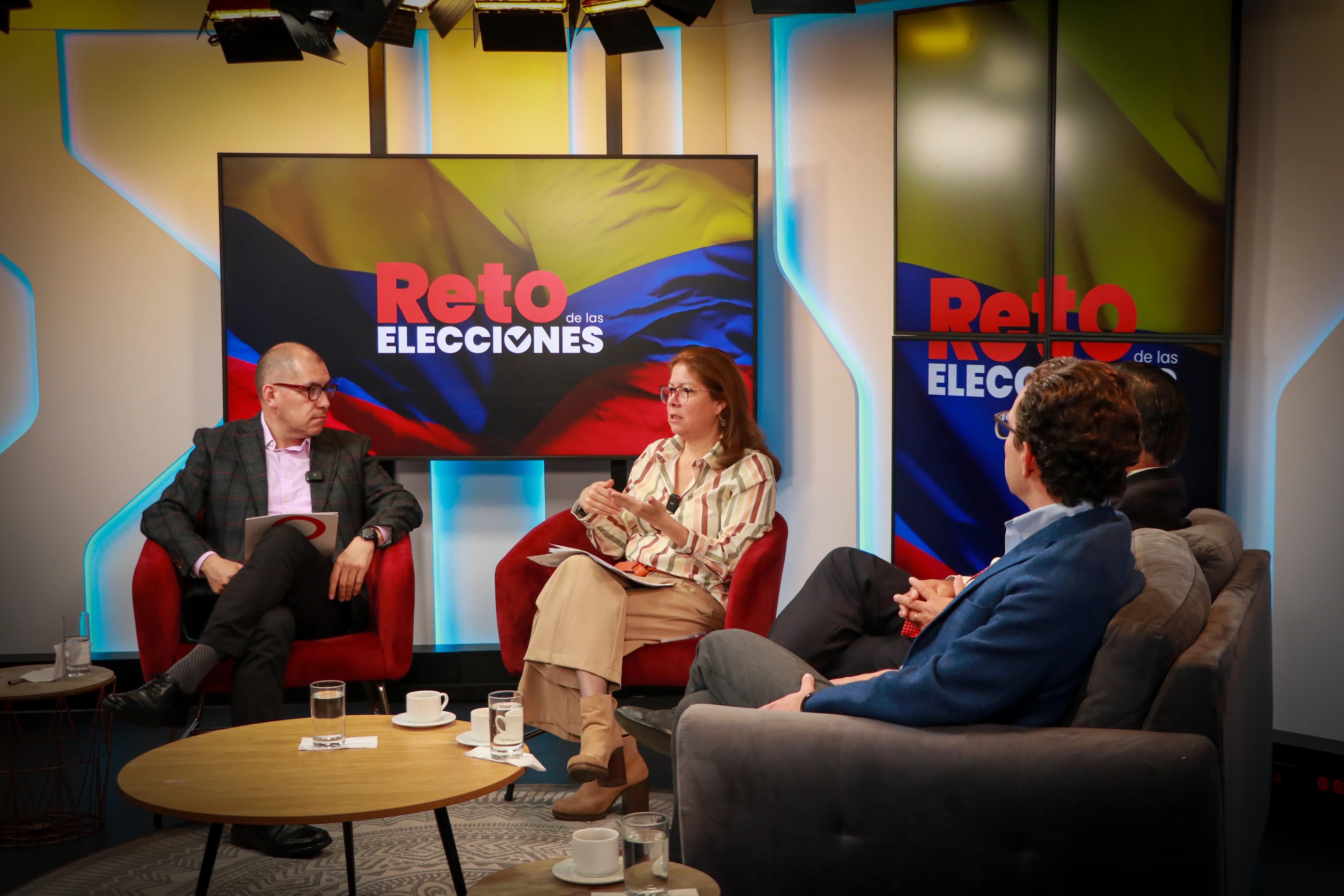 La intensificación al control sobre las coaliciones y partidos políticos es uno de los principales llamados de los expertos de cara al 2026. | Foto: Caracol Radio
