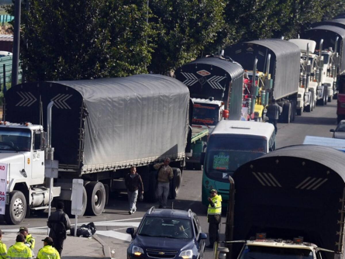 Camioneros piden más vías para ingresar a Bogotá