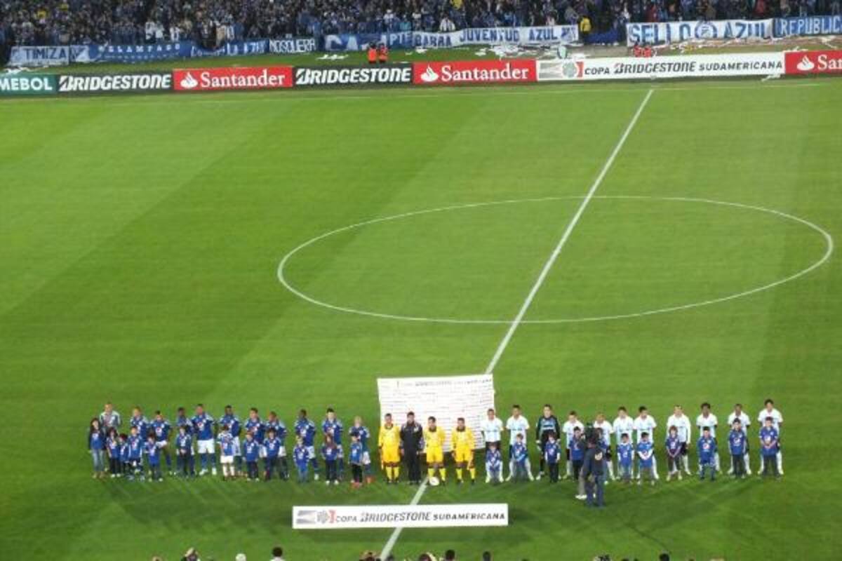 Millonarios vs. Gremio