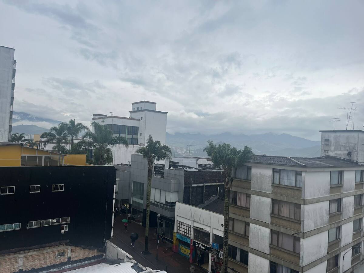 Olor a azufre en Manizales hace parte de la actividad del volcán Nevado del Ruiz