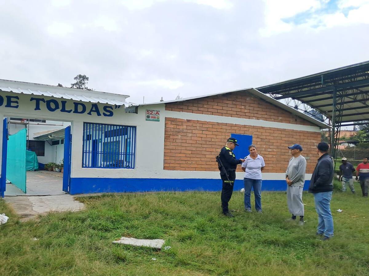 Robaron, por tercera vez, mercados del PAE en la escuela de la Vereda Toldas de Guarne