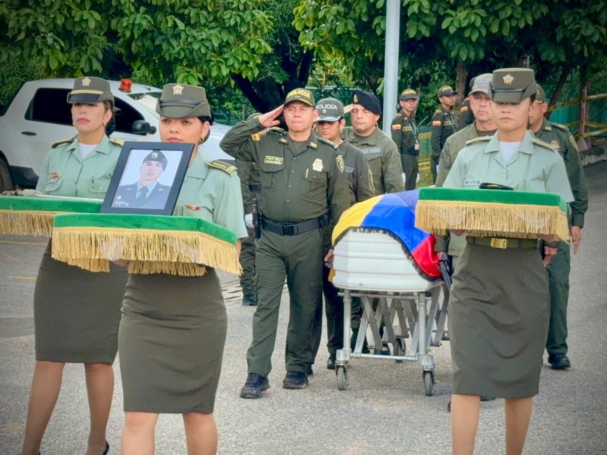 Sentida despedida en Santander a teniente asesinado en combates con el ELN