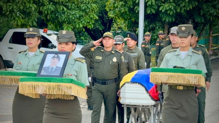 Sentida despedida en Santander a teniente asesinado en combates con el ELN