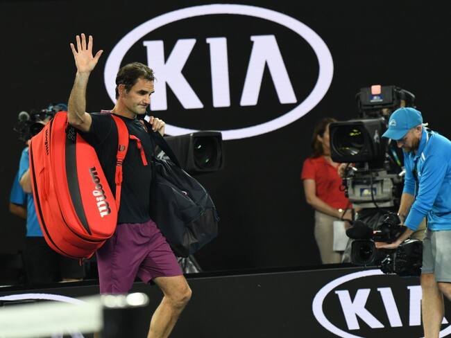 Roger Federer volvió a operarse la rodilla y dijo adiós al 2020