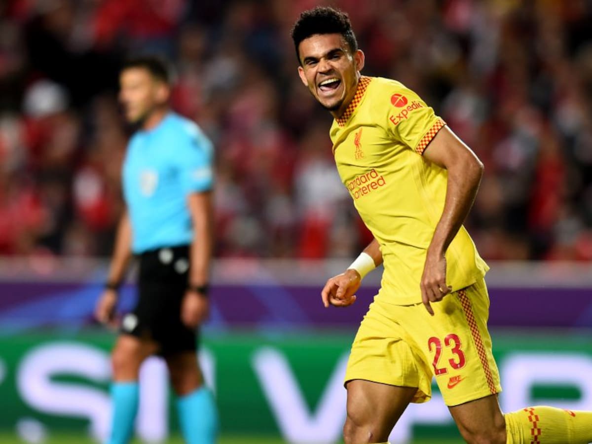 Golazo y asistencia de Luis Díaz con Liverpool en Champions ante Benfica